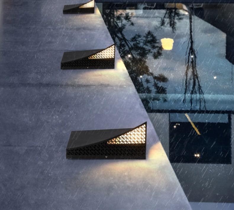 Modern Semi-Pyramid Solar Lights Outdoor With Intelligent Sensor And Ip65 Waterproof