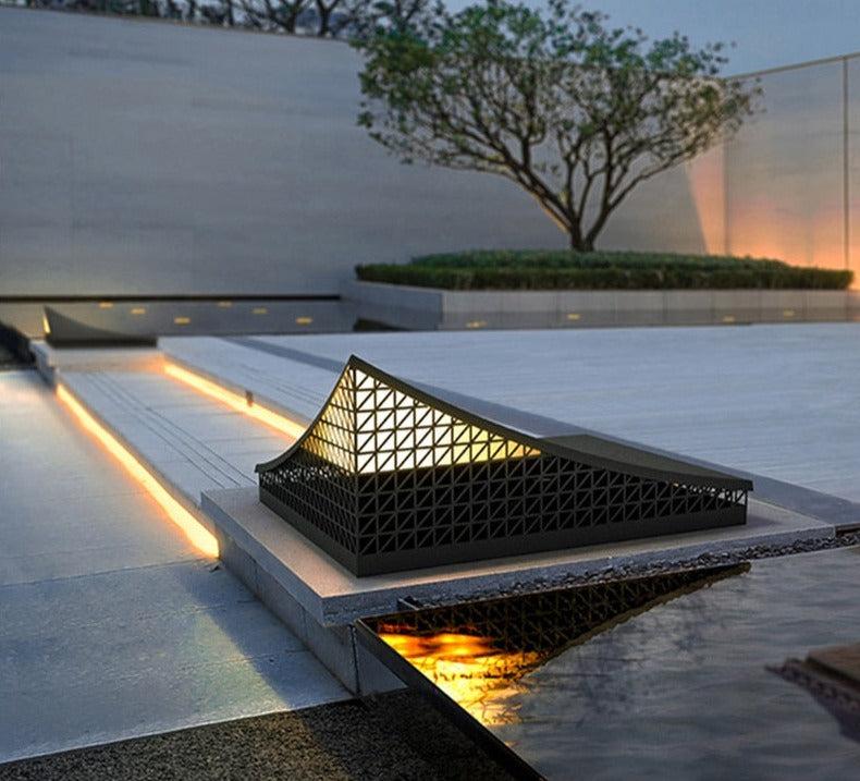 Modern Semi-Pyramid Solar Lights Outdoor With Intelligent Sensor And Ip65 Waterproof