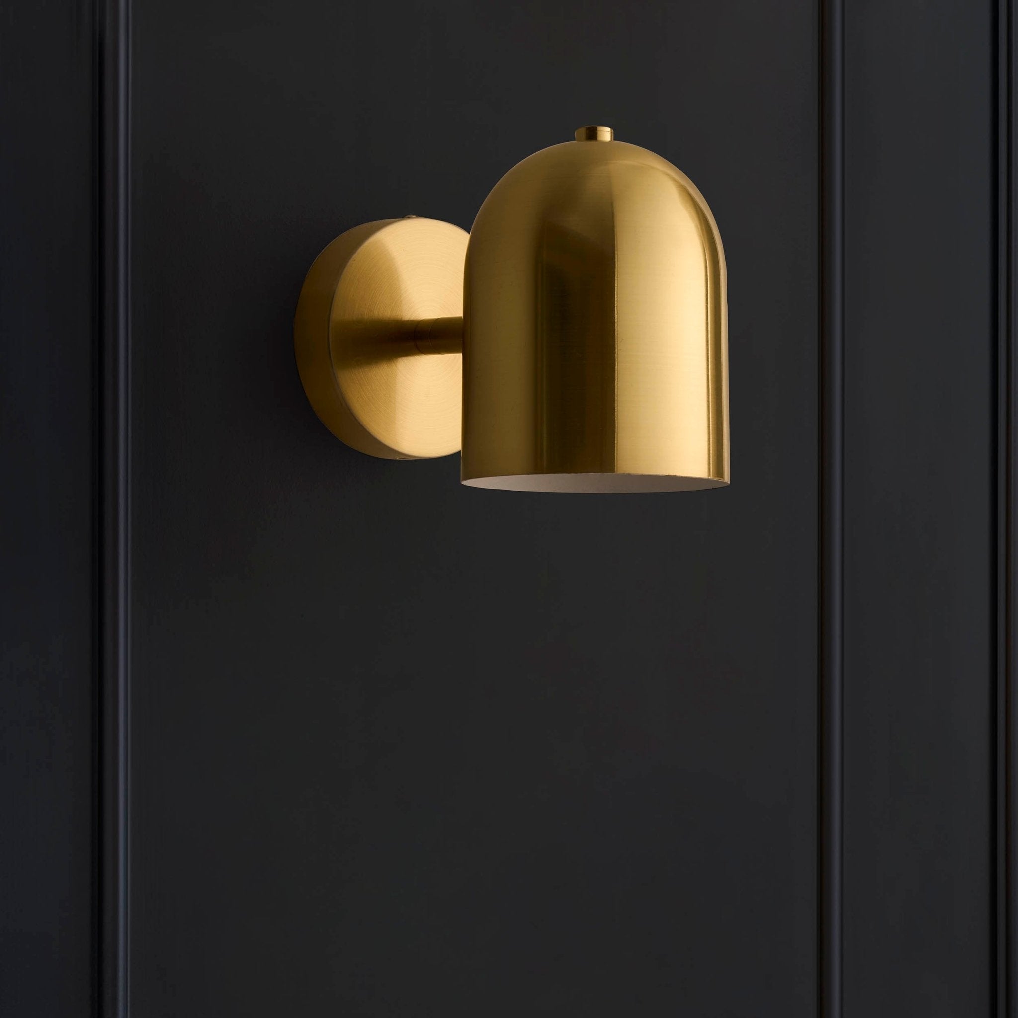 Led Wall Light - Rechargeable, Wireless, Gold - Modern Home Decor