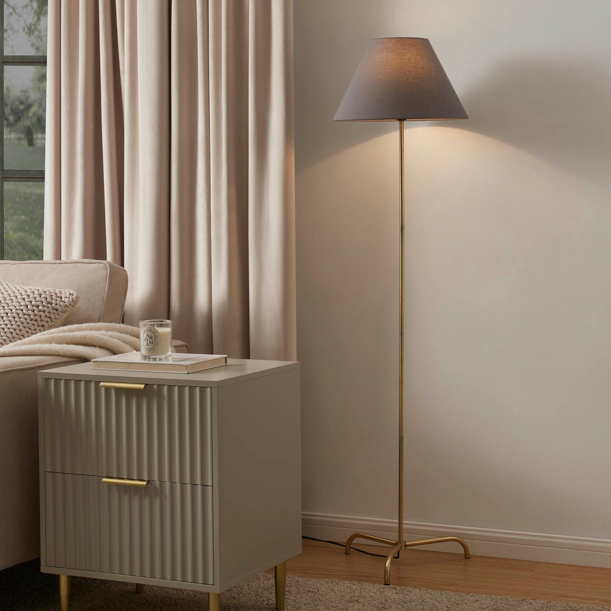 Sisu Minimalist Floor Lamp - Brass/Grey
